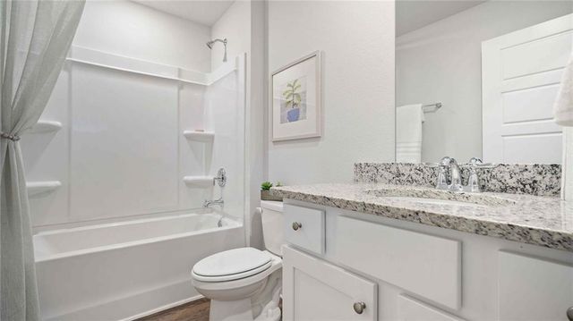 12565 Ellen's Cove Drive N, Grand Bay, AL 36541
