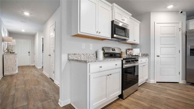 12565 Ellen's Cove Drive N, Grand Bay, AL 36541