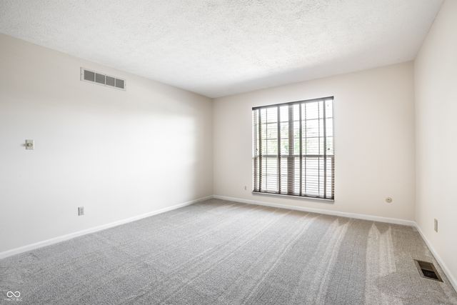 2554 Chaseway Court, Indianapolis, IN 46268