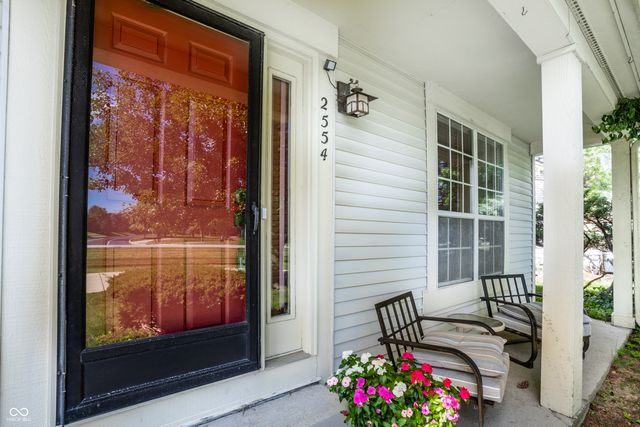 2554 Chaseway Court, Indianapolis, IN 46268