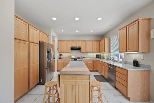 39795 Payton Court, Murrieta, CA 92563