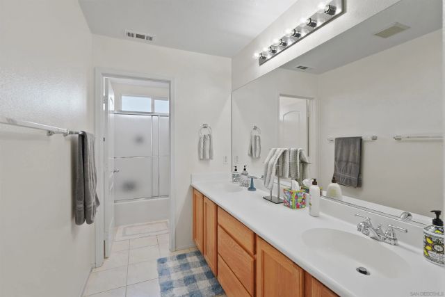 39795 Payton Court, Murrieta, CA 92563