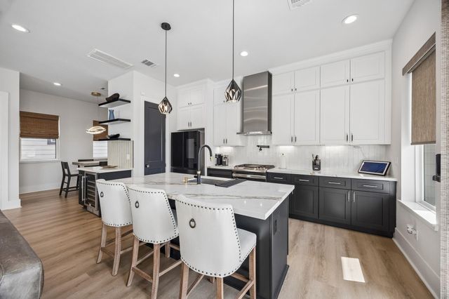 1615 Bigelow Street, Houston, TX 77009