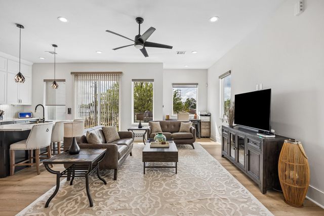 1615 Bigelow Street, Houston, TX 77009
