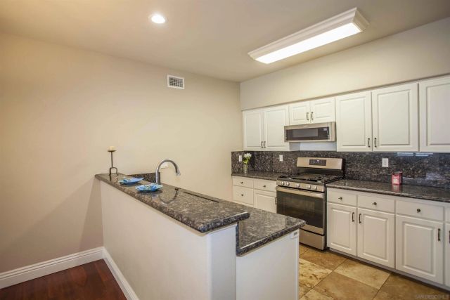 12362 Carmel Country Rd G208, San Diego, CA 92130