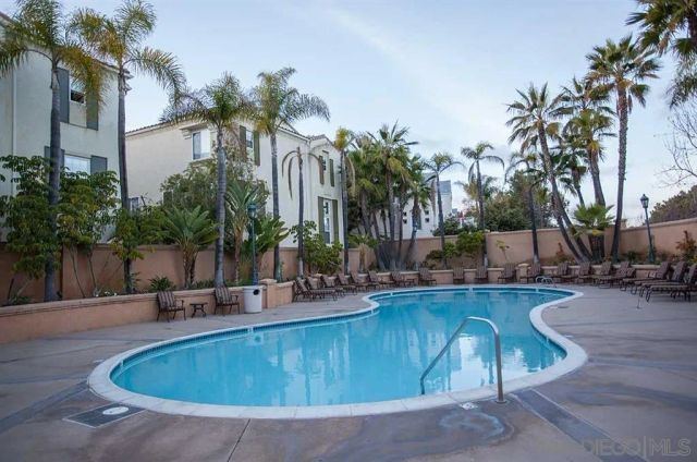 12362 Carmel Country Rd G208, San Diego, CA 92130