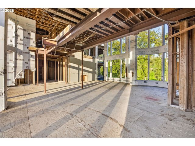 32020 Sw PEACH COVE Rd, West Linn, OR 97068