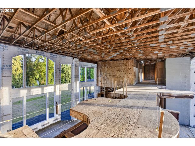 32020 Sw PEACH COVE Rd, West Linn, OR 97068