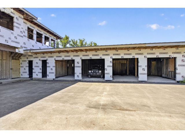 32020 Sw PEACH COVE Rd, West Linn, OR 97068