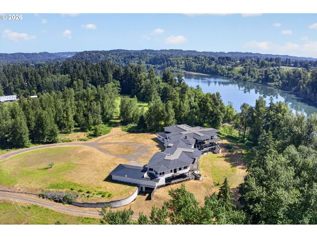32020 Sw PEACH COVE Rd, West Linn, OR 97068