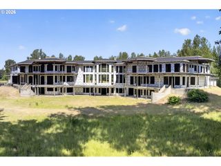 32020 Sw PEACH COVE Rd, West Linn, OR 97068