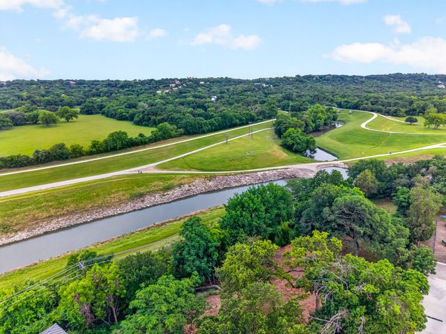 501 Nursery Lane, Fort Worth, TX 76114