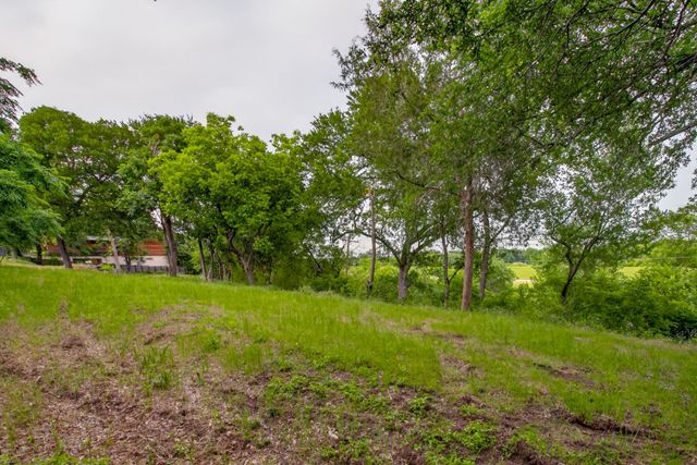 501 Nursery Lane, Fort Worth, TX 76114