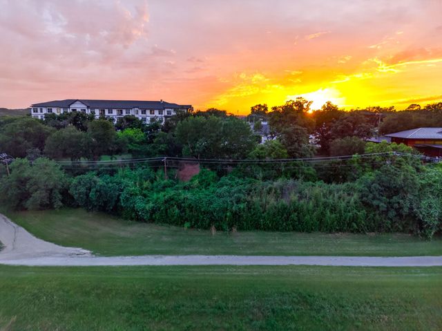 501 Nursery Lane, Fort Worth, TX 76114