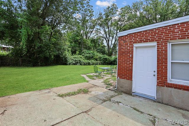 4500 Begg Boulevard, Northwoods, MO 63121