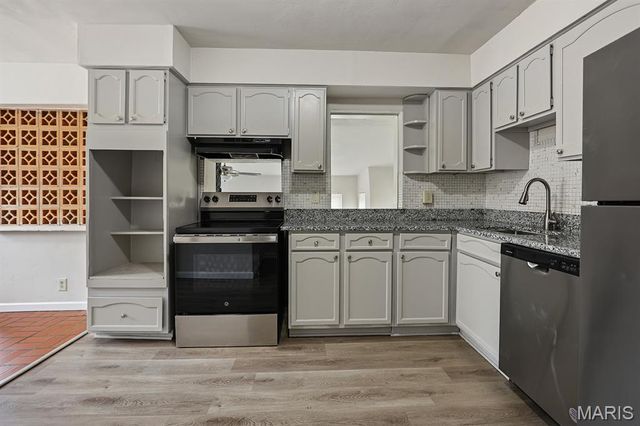 4500 Begg Boulevard, Northwoods, MO 63121