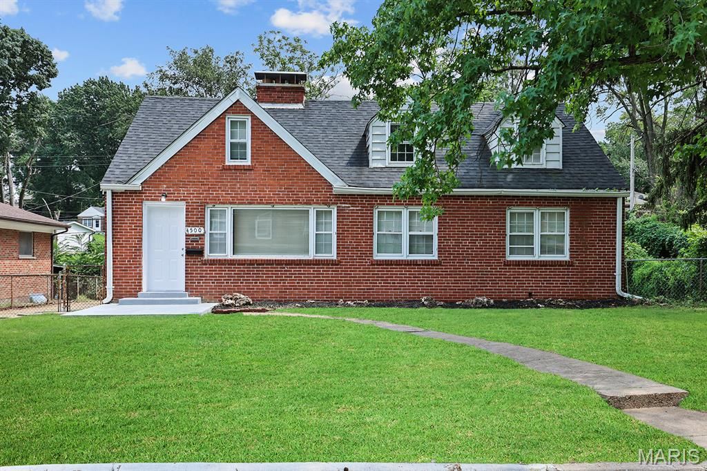 4500 Begg Boulevard, Northwoods, MO 63121