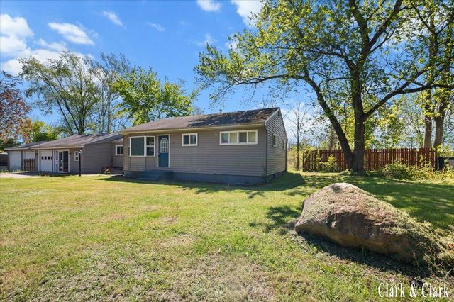 146 S Carleton Drive, Battle Creek, MI 49017