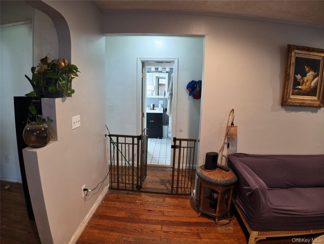 146 W Saugerties Road, Saugerties, NY 12477