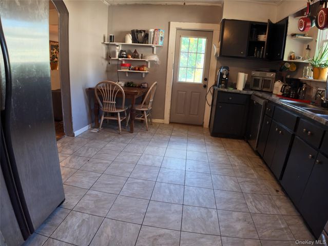 146 W Saugerties Road, Saugerties, NY 12477