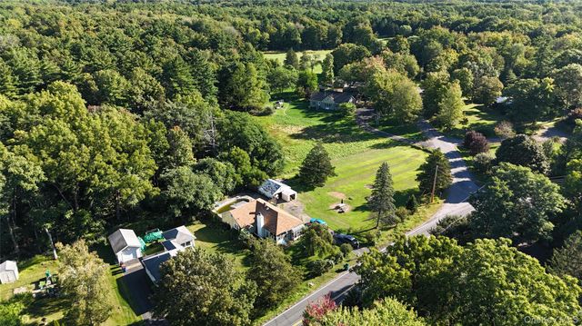 146 W Saugerties Road, Saugerties, NY 12477