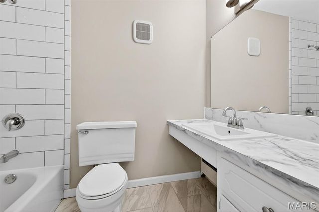 10031 Echoridge Lane A, Affton, MO 63123