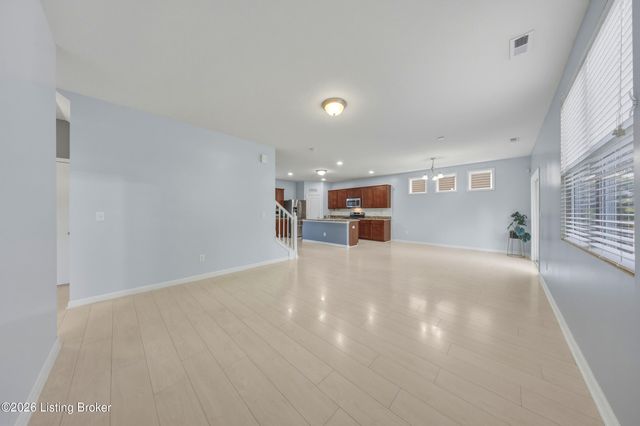 12103 Parkview Trace Dr, Louisville, KY 40229