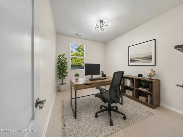 12103 Parkview Trace Dr, Louisville, KY 40229