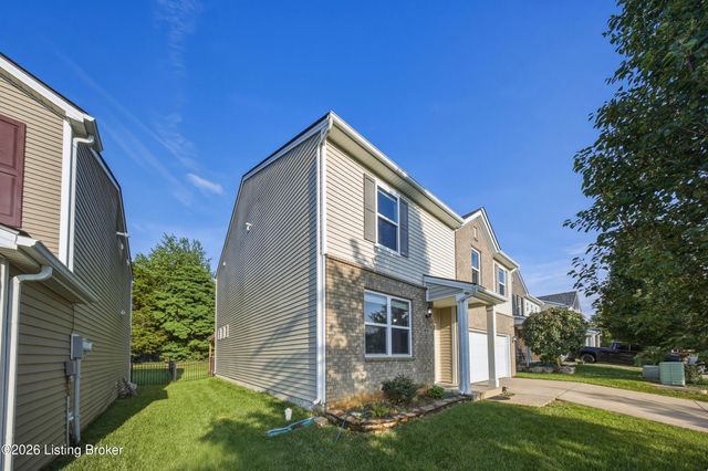 12103 Parkview Trace Dr, Louisville, KY 40229