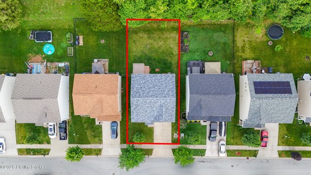 12103 Parkview Trace Dr, Louisville, KY 40229