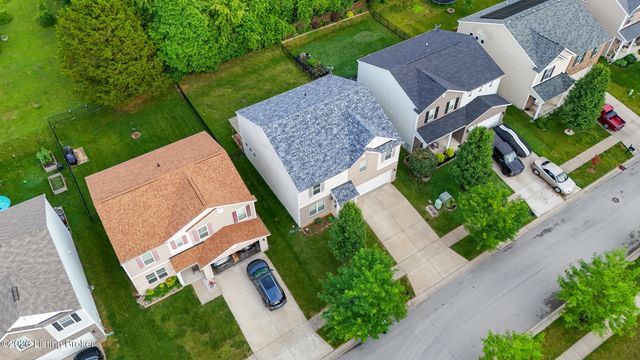 12103 Parkview Trace Dr, Louisville, KY 40229