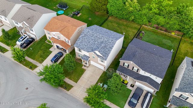 12103 Parkview Trace Dr, Louisville, KY 40229