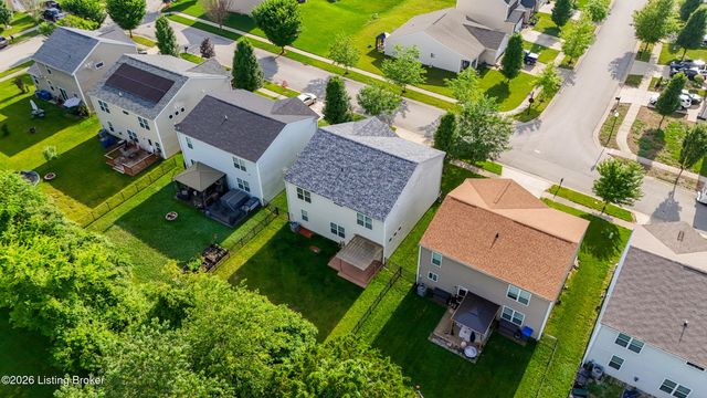 12103 Parkview Trace Dr, Louisville, KY 40229