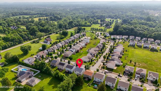 12103 Parkview Trace Dr, Louisville, KY 40229