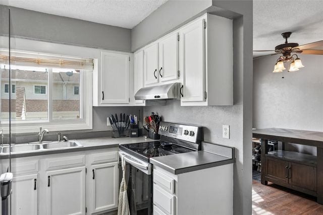 268 Holiday Circle 61, West Des Moines, IA 50265