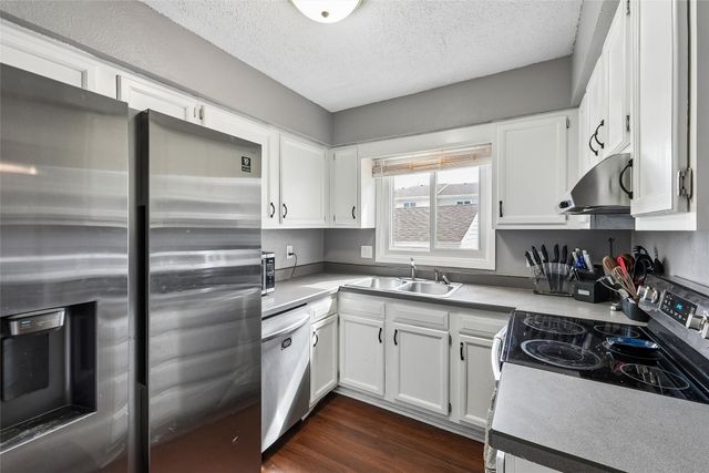 268 Holiday Circle 61, West Des Moines, IA 50265