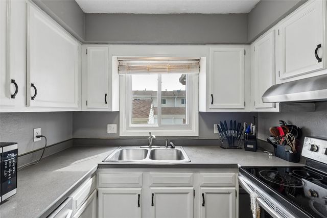 268 Holiday Circle 61, West Des Moines, IA 50265