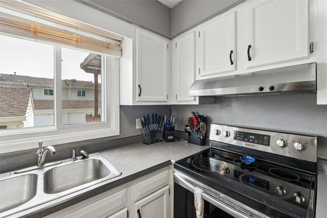 268 Holiday Circle 61, West Des Moines, IA 50265