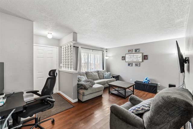 268 Holiday Circle 61, West Des Moines, IA 50265