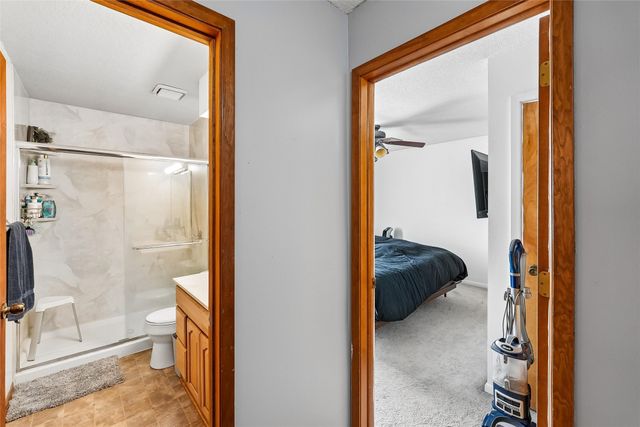 268 Holiday Circle 61, West Des Moines, IA 50265