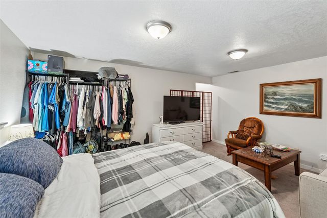 268 Holiday Circle 61, West Des Moines, IA 50265