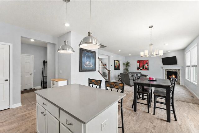 5663 Fair Haven Trail, Woodbury, MN 55129