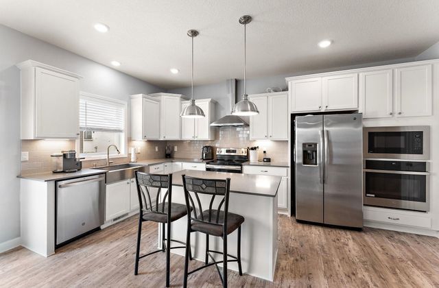 5663 Fair Haven Trail, Woodbury, MN 55129