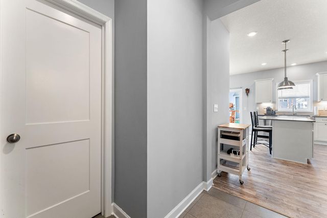 5663 Fair Haven Trail, Woodbury, MN 55129