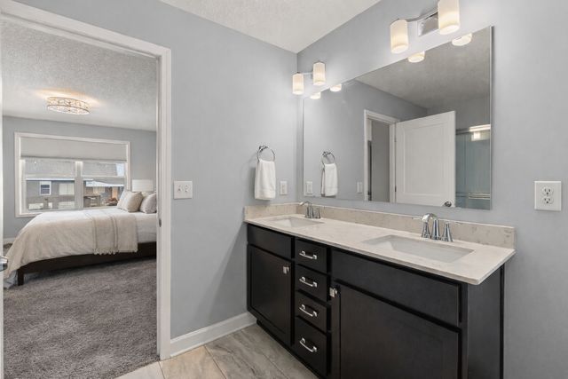 5663 Fair Haven Trail, Woodbury, MN 55129