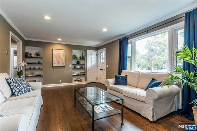 354 Plaza Road, Fair Lawn, NJ 07410