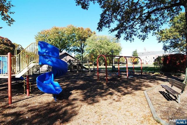 354 Plaza Road, Fair Lawn, NJ 07410