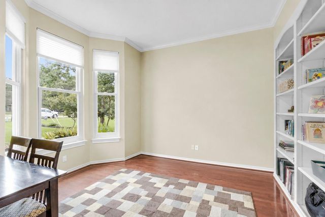9726 Crestwater Circle, Magnolia, TX 77354