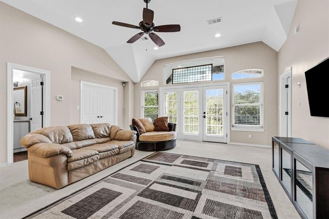9726 Crestwater Circle, Magnolia, TX 77354