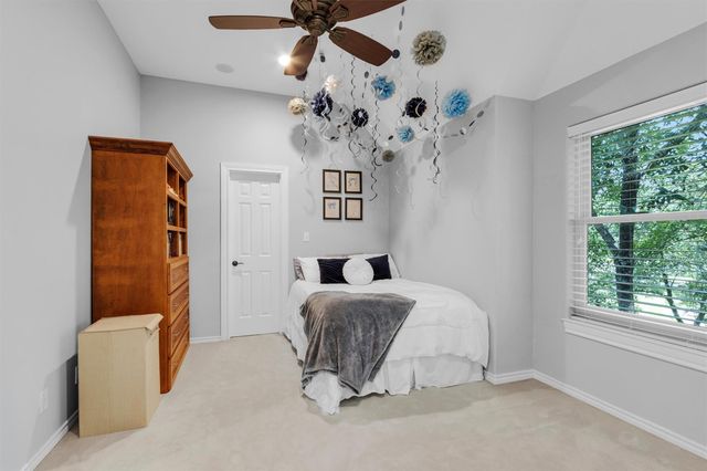 9726 Crestwater Circle, Magnolia, TX 77354